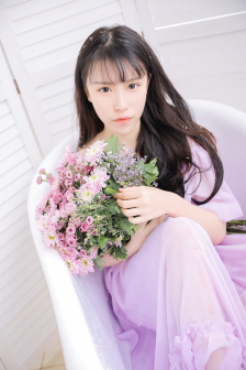 ASIAN极品呦女撒尿